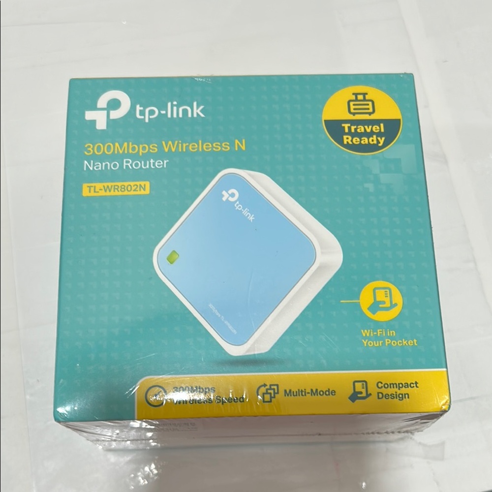 TP-Link 300Mbps Wireless Nano Router Travel ready NWT..